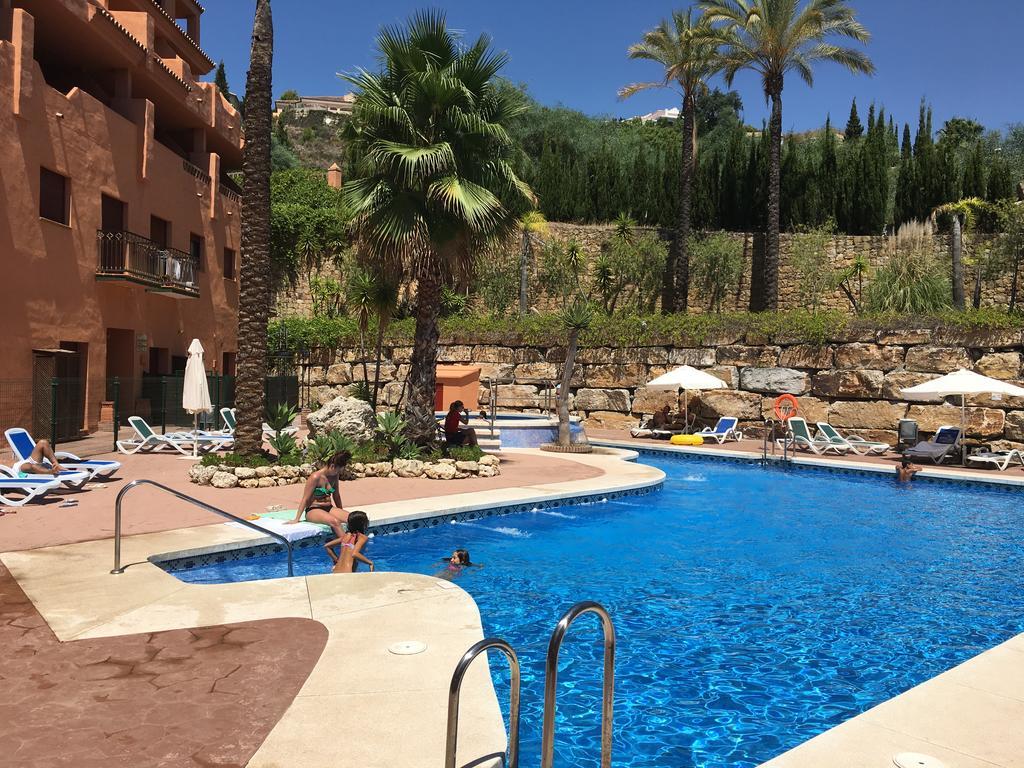 Royal Suites Marbella Бенахавис Экстерьер фото