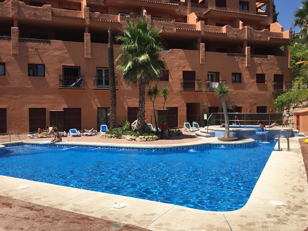 Royal Suites Marbella Бенахавис Экстерьер фото